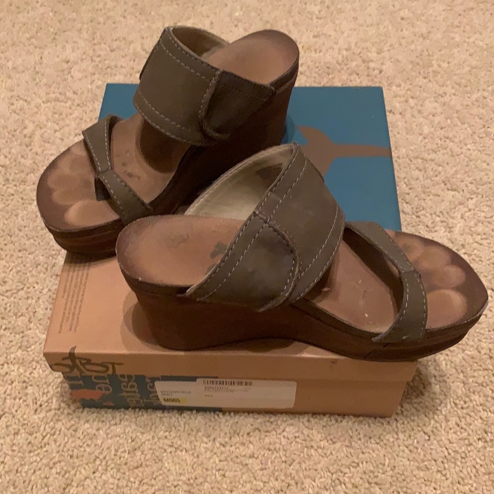 OTBT Brookfield wedge sandals